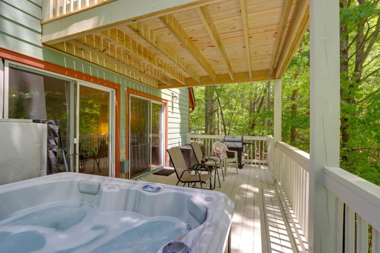 Blue Ridge Getaway With Hot Tub And Seasonal View!别墅 外观 照片